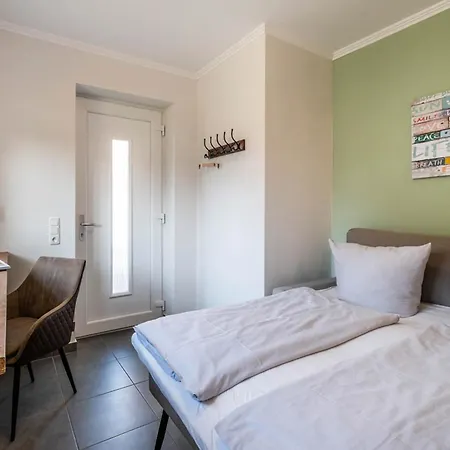 Apartment 4
